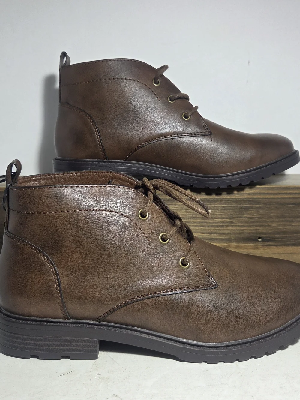 Frye and Co. Oaken Men's Brown Lace-Up Chukka Boots - Size 9M (NWT)